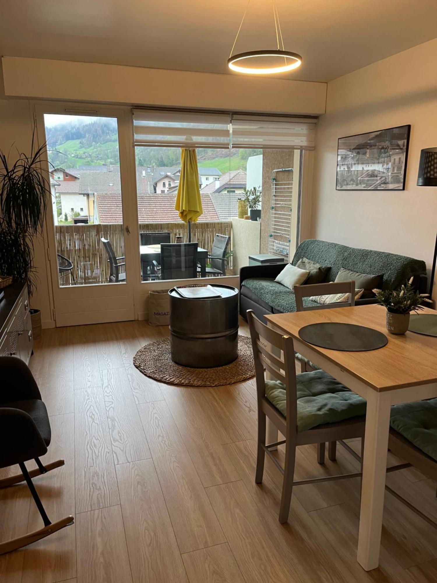 Apartment Agreable 2 Pieces Au Coeur De *